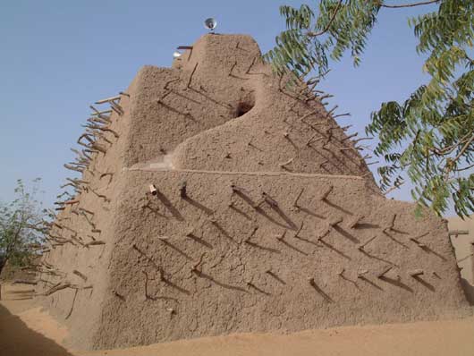 mud building in Mali